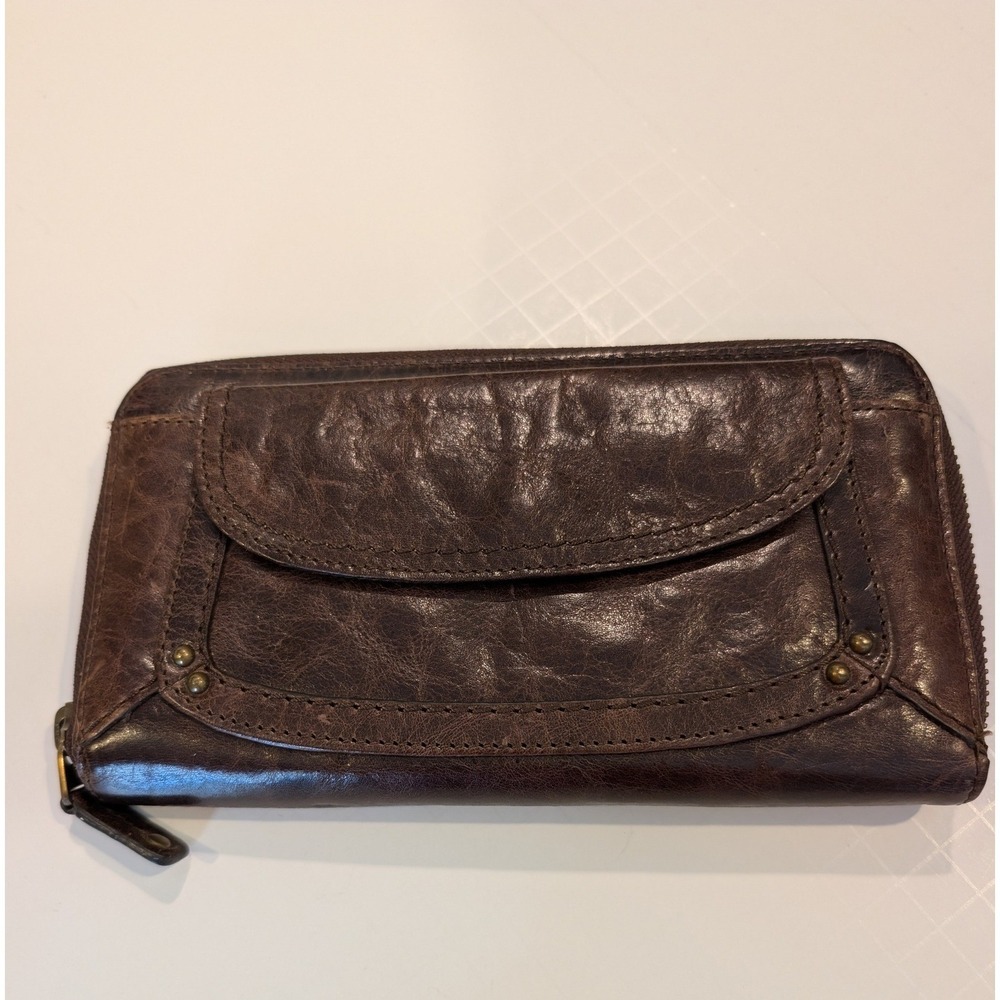 Fossil Dark Brown Leather Zip Around Clutch Wallet Brass Studs Distressed
